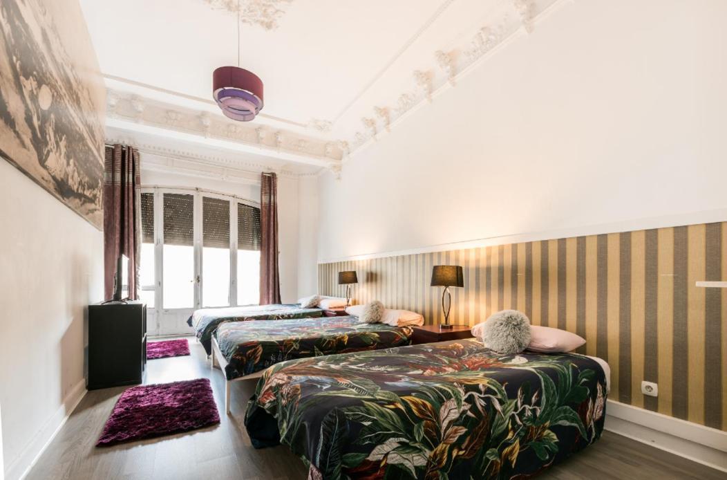 M&F 7 Rooms/7 Bathrooms Over Gran Via Мадрид Екстер'єр фото